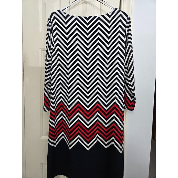 Chaus New York Chevron Print Dress L modern casual 3/4 Sleeves Comfortable & Sty - Picture 1 of 7